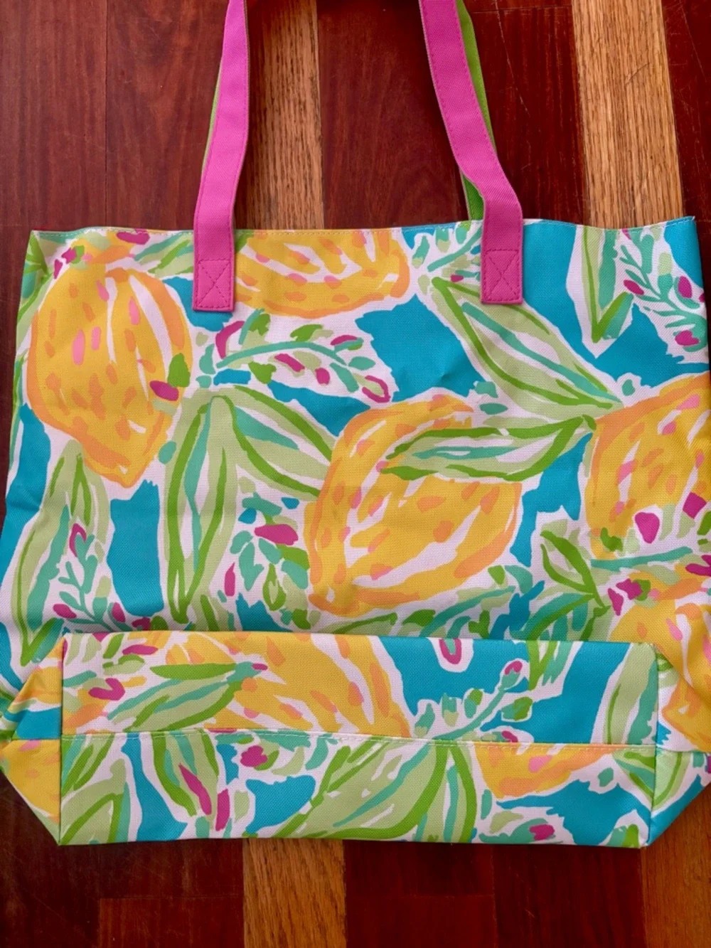Lilly Pulitzer Estée Lauder Lemon Print Tote Bag - Picture 6 of 7